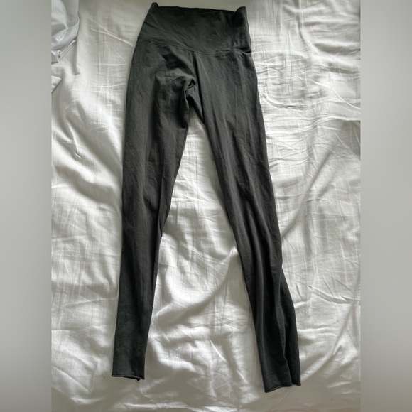 TNA thin dark grey high waisted leggings - Picture 1 of 6